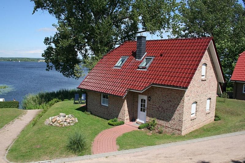 Blick Aufn See Sternberg Bagian luar foto