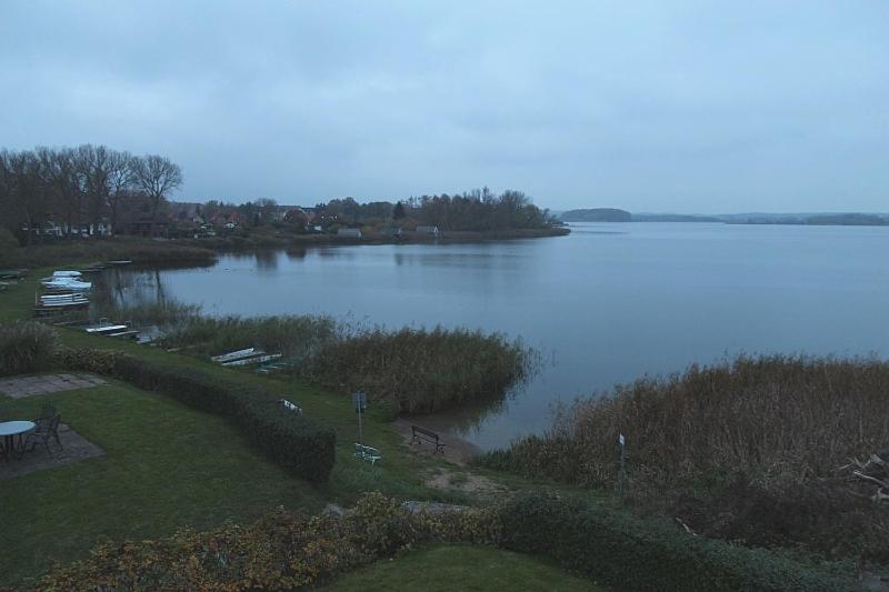 Blick Aufn See Sternberg Bagian luar foto