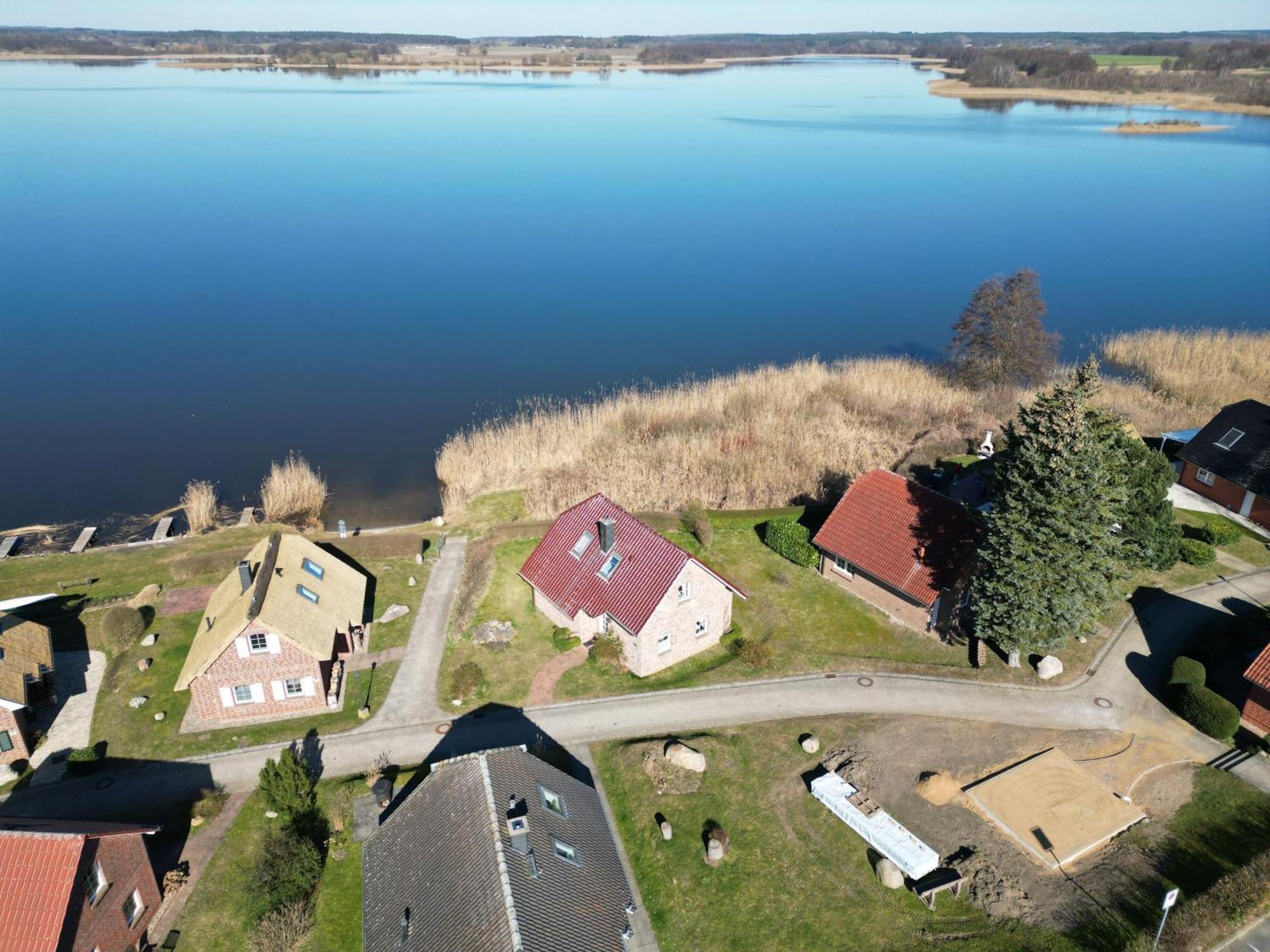 Blick Aufn See Sternberg Bagian luar foto